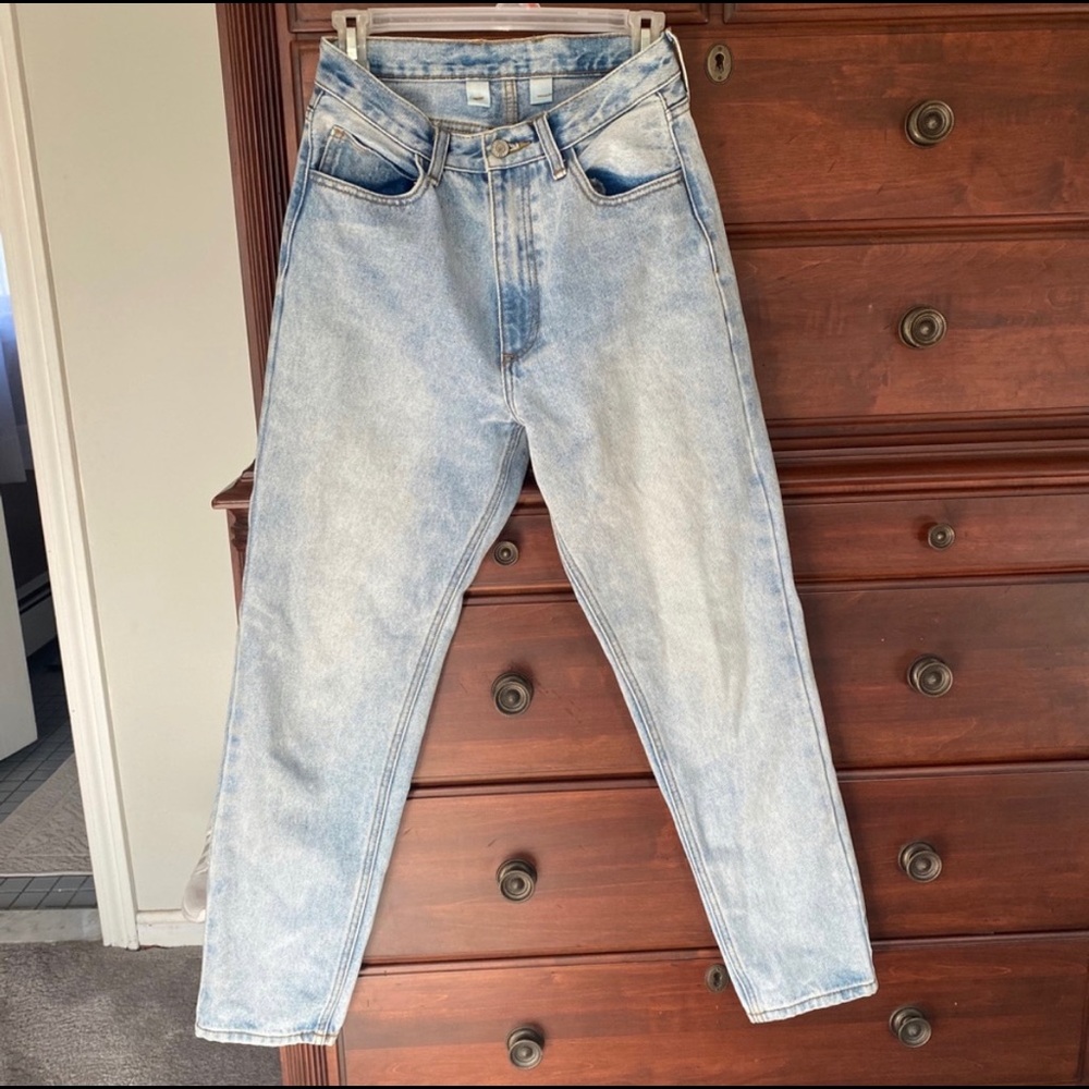 Brandy Melville j.galt High-Waisted Mom Jeans